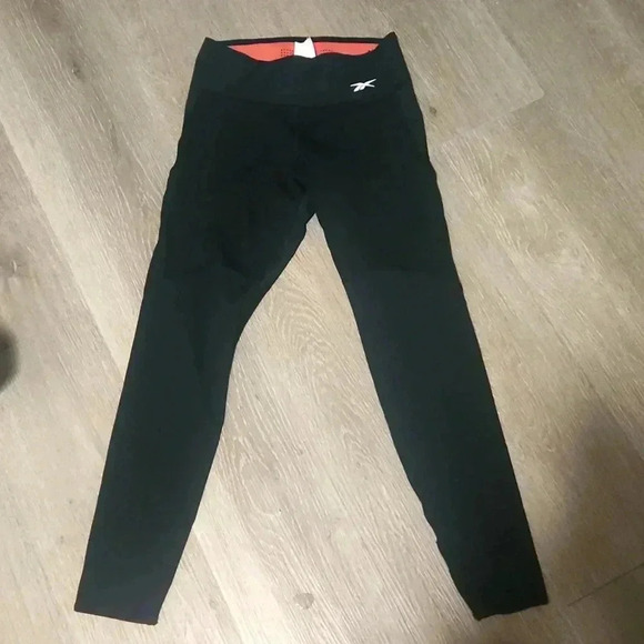 REEBOX  LEGGINGS size small - Picture 1 of 3